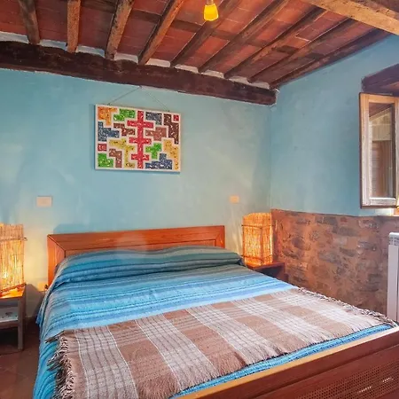 4 Bedroom Gorgeous In Colognora Di Pescaglia * Vetriano